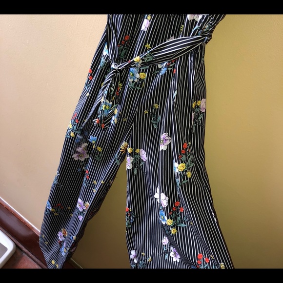 Floral Jumpsuit - Picture 2 of 3